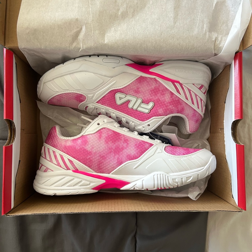 FILA Women's Pink and White Pickleball shoes